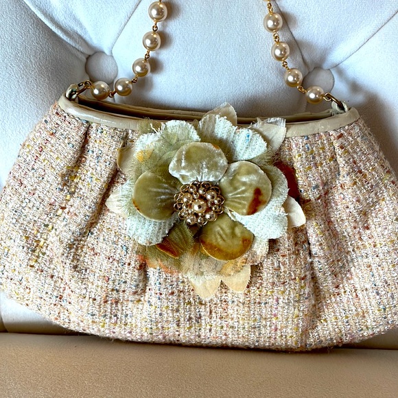 Violette Nozieres VINTAGE Tweed leather small pieces decorative flower pearls - Picture 3 of 17